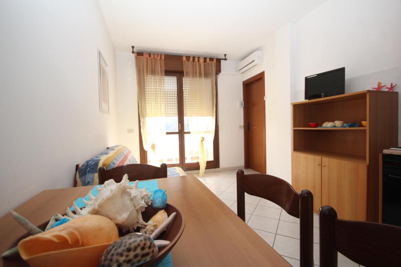 Acquasmeralda Appartamento 03 Росолина Маре Екстериор снимка